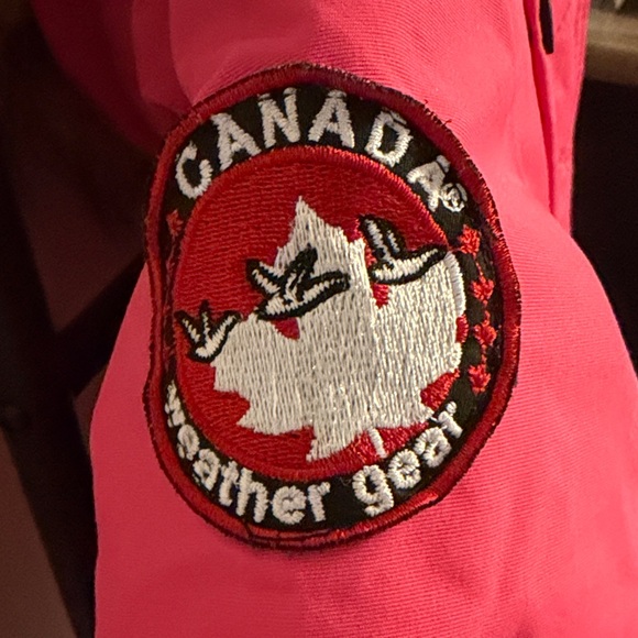 Stylish Pink Kids Puffer Coat with Faux Fur Hood - Picture 4 of 6